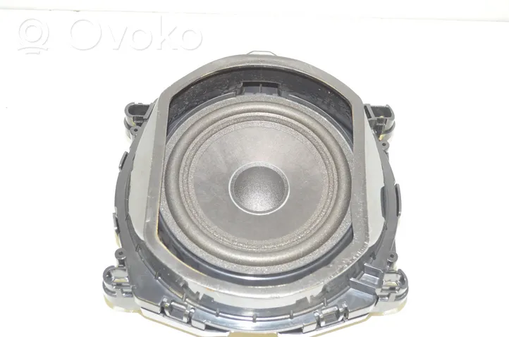 BMW X3 F25 Enceinte subwoofer 9217913