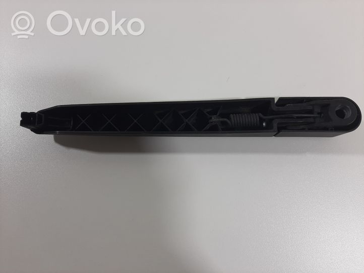 Nissan Qashqai Ramię wycieraczki szyby tylnej 28781JD00A