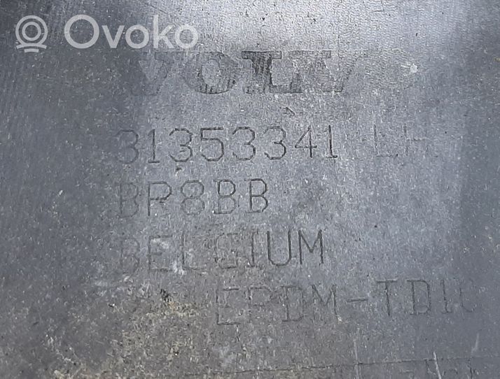 Volvo V40 Priešrūkinio žibinto apdaila/ grotelės 31353341