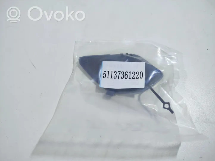 BMW X1 F48 F49 Zaślepka / Osłona haka holowniczego przednia 51137361220