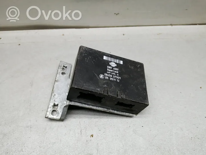 Nissan Primera Oven keskuslukituksen ohjausyksikön moduuli 284502F901