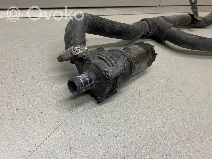 Mercedes-Benz Vito Viano W638 Pompa cyrkulacji / obiegu wody 2018351364