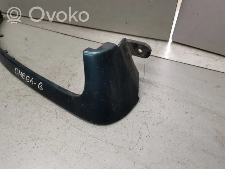 Opel Omega B1 Listwa pod lampę przednią 90460438