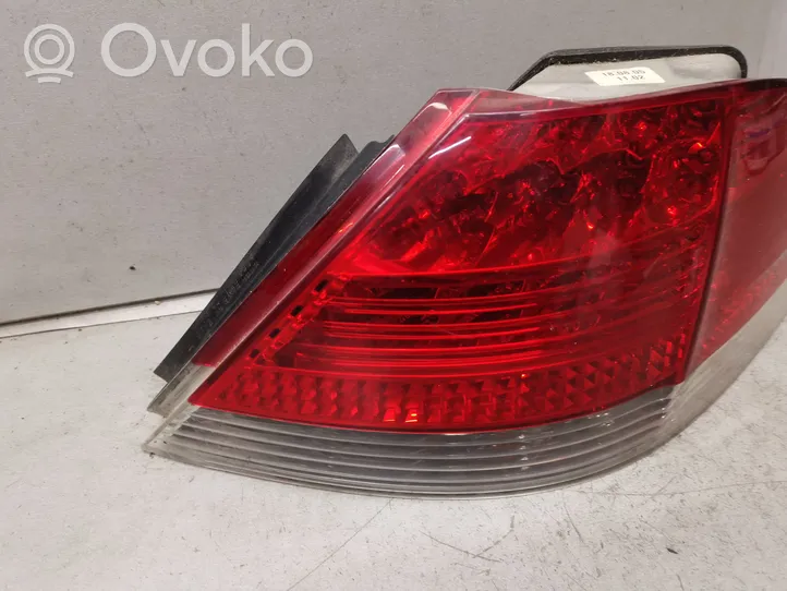 BMW 7 E65 E66 Galinis žibintas kėbule 6937236