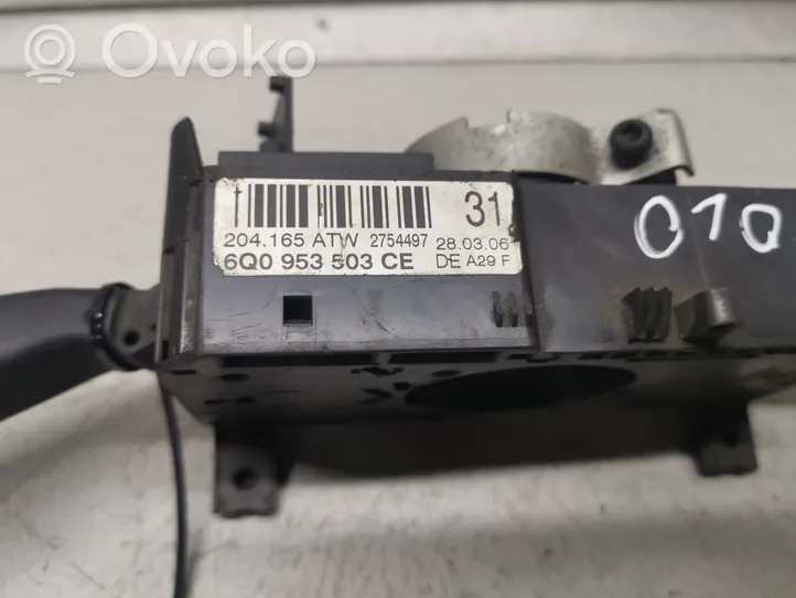 Volkswagen Polo IV 9N3 Leva/interruttore dell’indicatore di direzione e tergicristallo 6Q0953503CE