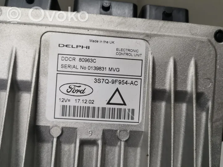 Ford Mondeo Mk III Calculateur moteur ECU 3S7Q9F954AC