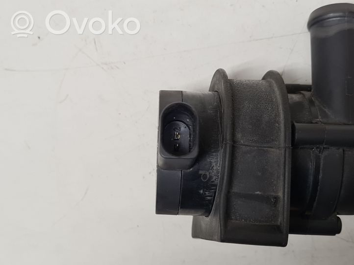 Audi A4 S4 B7 8E 8H Electric auxiliary coolant/water pump 30950000