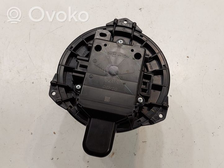 Toyota C-HR Ventola riscaldamento/ventilatore abitacolo 