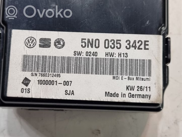 Volkswagen Golf VI USB socket connector 5N0035342E