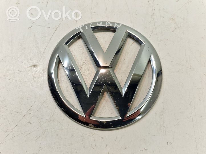 Volkswagen Tiguan Gamintojo ženkliukas/ modelio raidės 5N0853630