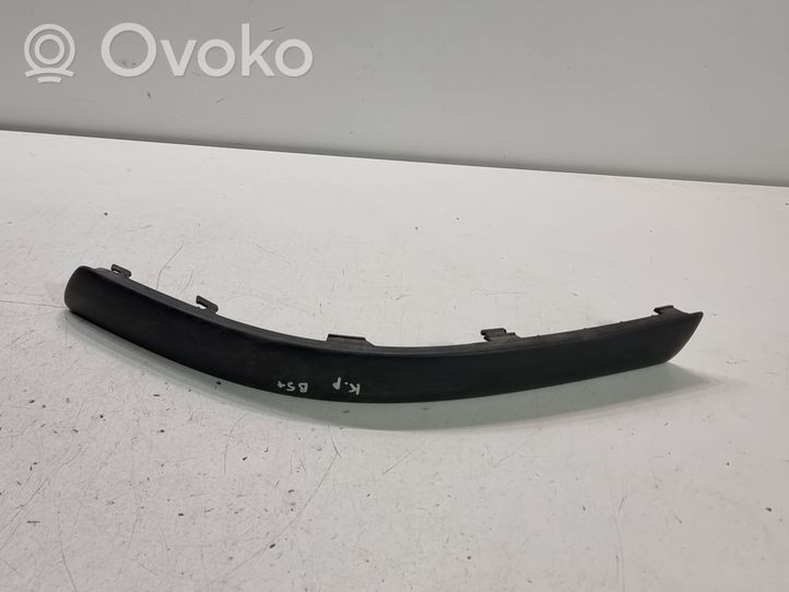 Volkswagen PASSAT B5.5 Modanatura separatore del paraurti anteriore 3B0807717