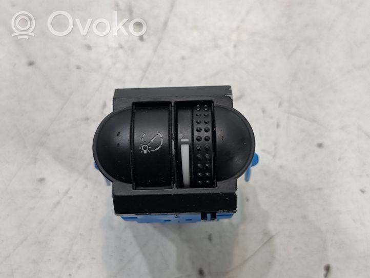 Volkswagen Touareg I Panel lighting control switch 7L6941334