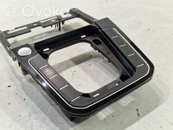 Volkswagen PASSAT B8 Rivestimento in plastica cornice della leva del cambio 3G1864263