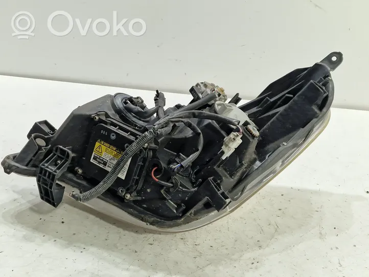 Toyota Verso Faro/fanale 811100F10000