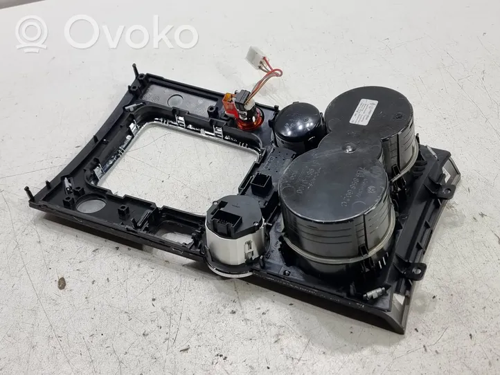 Volkswagen Touareg I Altri elementi della console centrale (tunnel) 7L6858602C