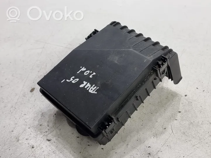 Volkswagen Touran I Module de fusibles 1K0937124