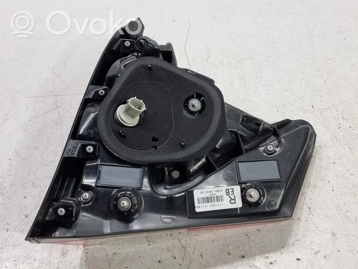 Toyota C-HR Luci posteriori del portellone del bagagliaio 81580F4010