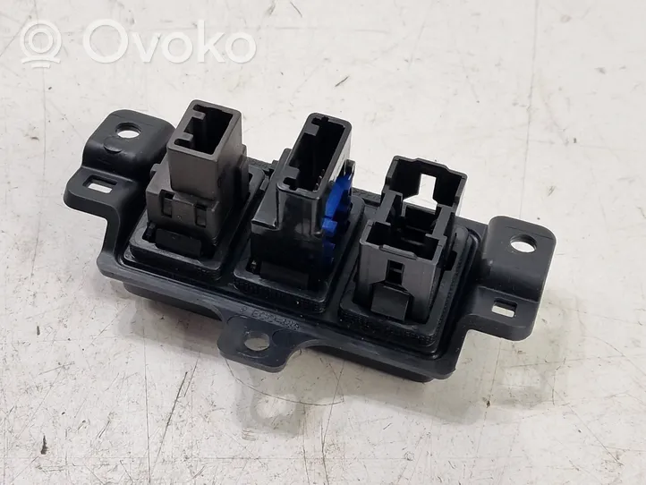 Toyota C-HR Interruptor de control de altura del faro delantero 55447F4010