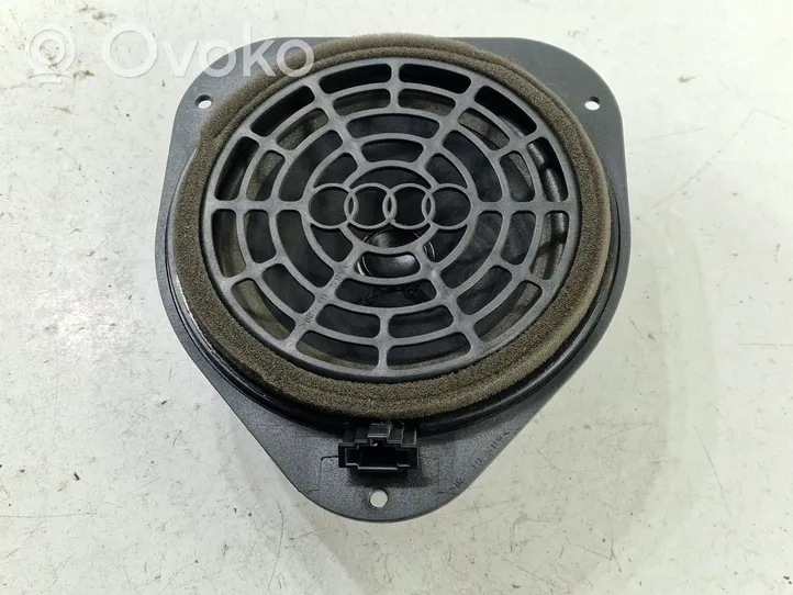 Audi A5 8T 8F Enceinte de porte arrière 8T0035411A