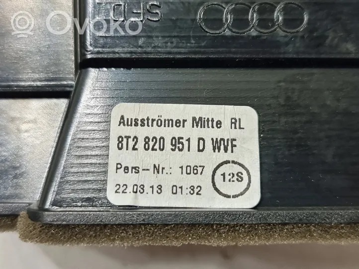 Audi A5 8T 8F Centrinės oro grotelės 8T2820951D