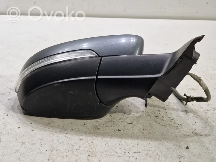 Volkswagen Jetta VI Front door electric wing mirror 