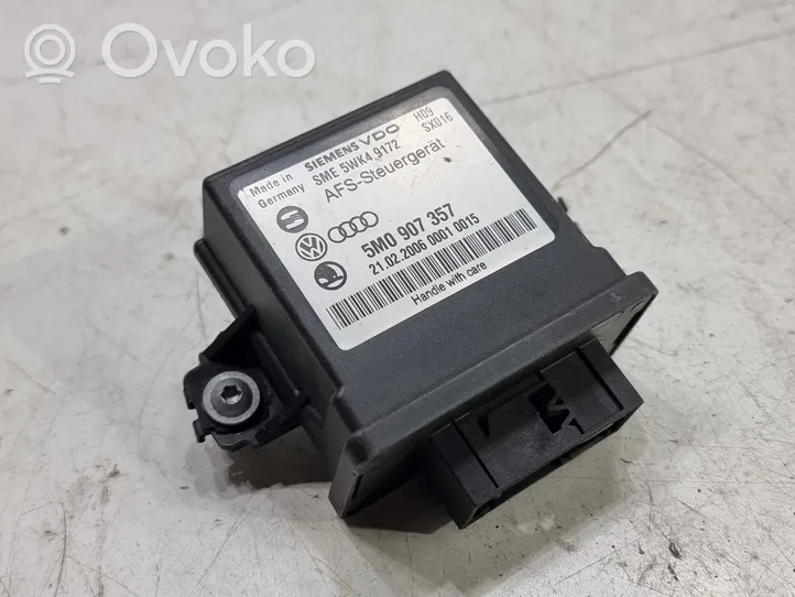 Volkswagen PASSAT B6 Light module LCM 5M0907357