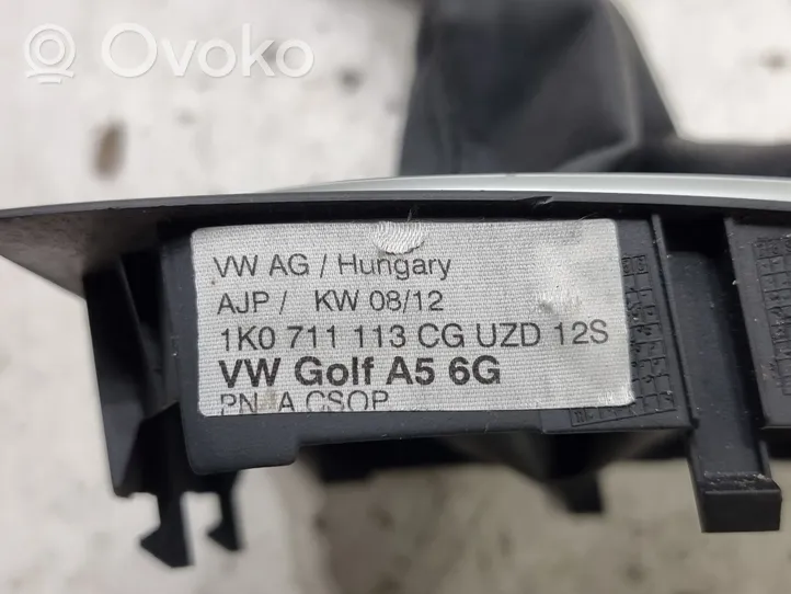 Volkswagen Golf VI Perilla/embellecedor de cuero de la palanca de cambios 1K0711113CG