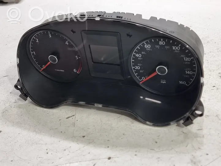 Volkswagen Jetta VI Speedometer (instrument cluster) 5C6920950