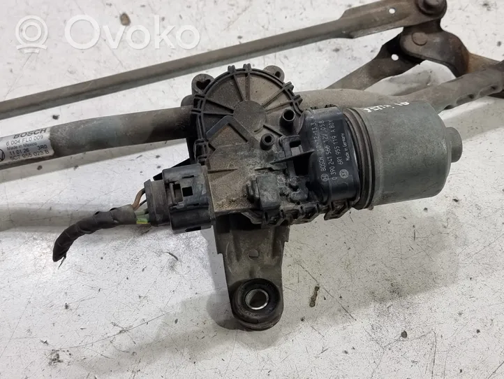 Volkswagen Jetta VI Tringlerie et moteur d'essuie-glace avant 5C7955023B