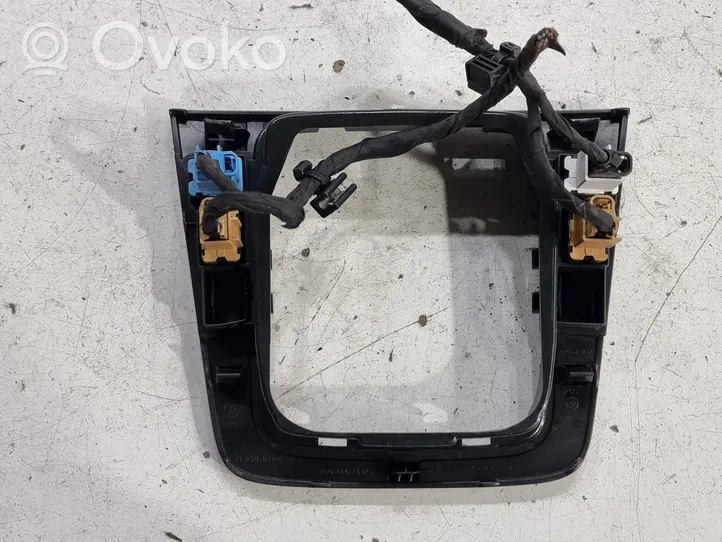 Volkswagen PASSAT B6 Pavarų perjungimo svirties apdaila (plastikinė) 3C0864263G