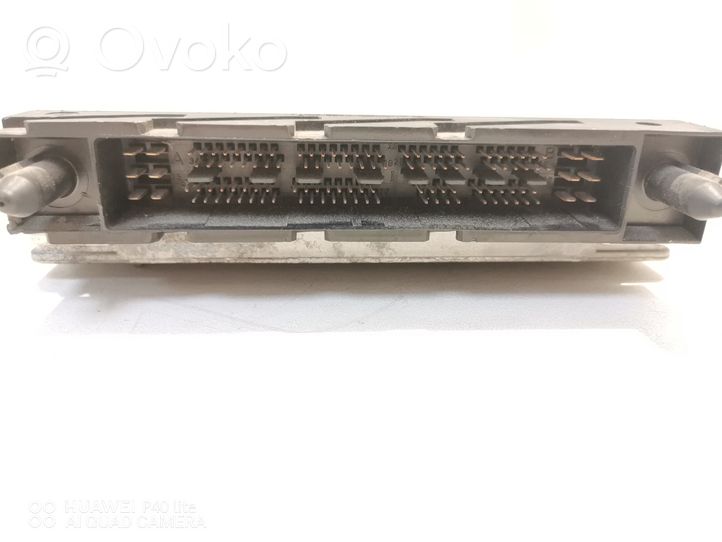 Volvo S60 Unidad de control/módulo del motor 0281010319