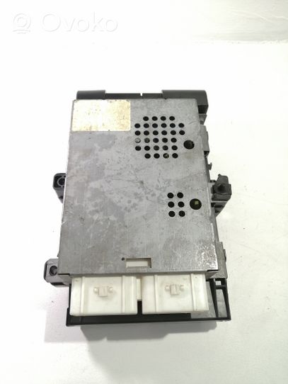 Chrysler Voyager Module confort P04686492AE