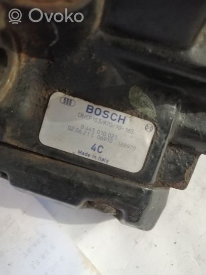 Peugeot 607 Pompe d'injection de carburant à haute pression 0445010021