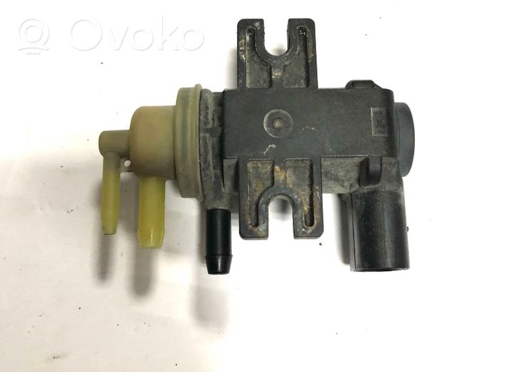 Skoda Fabia Mk3 (NJ) Włącznik elektromagnetyczny rozrusznika / Solenoid 1K0906627B