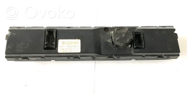 BMW 5 E60 E61 Oro kondicionieriaus/ klimato/ pečiuko valdymo blokas (salone) 6411912239601