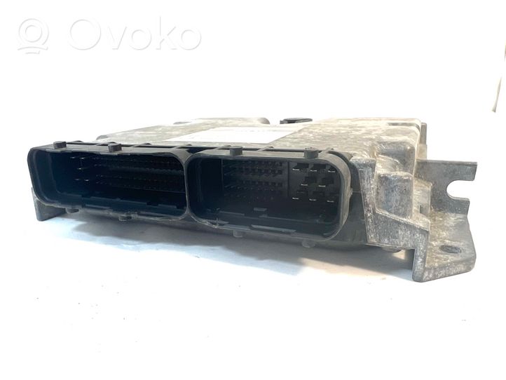 Opel Signum Centralina/modulo del motore 8973795573