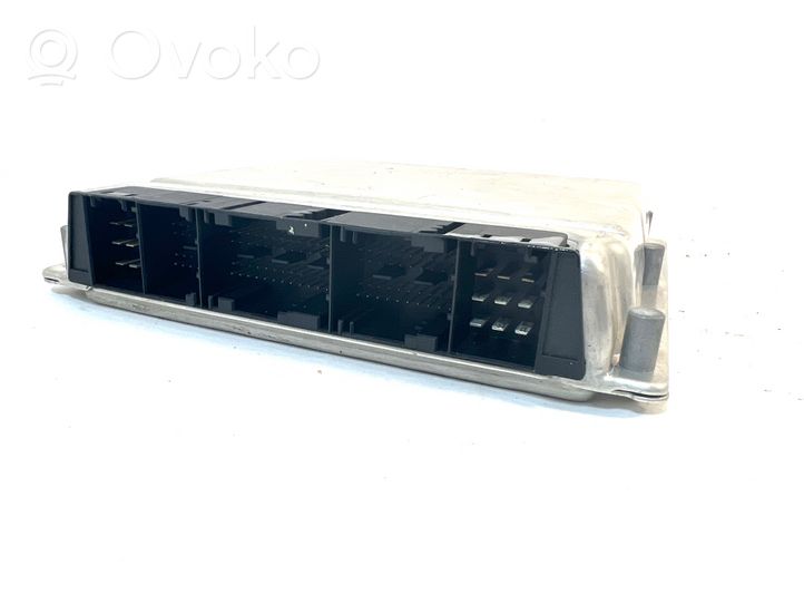 Mercedes-Benz ML W163 Variklio valdymo blokas A6121536379