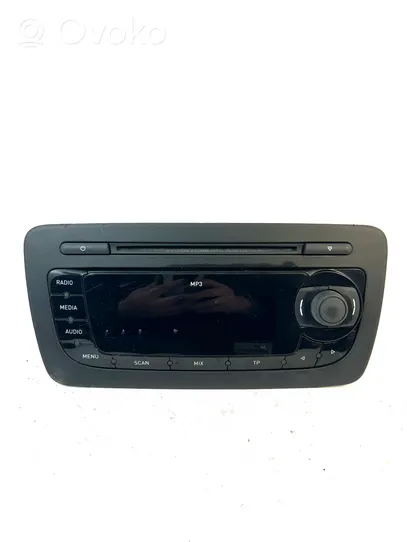 Seat Ibiza IV (6J,6P) Radio / CD-Player / DVD-Player / Navigation W06J2035153E