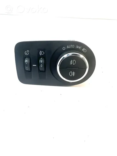 Opel Zafira C Light switch 13294821