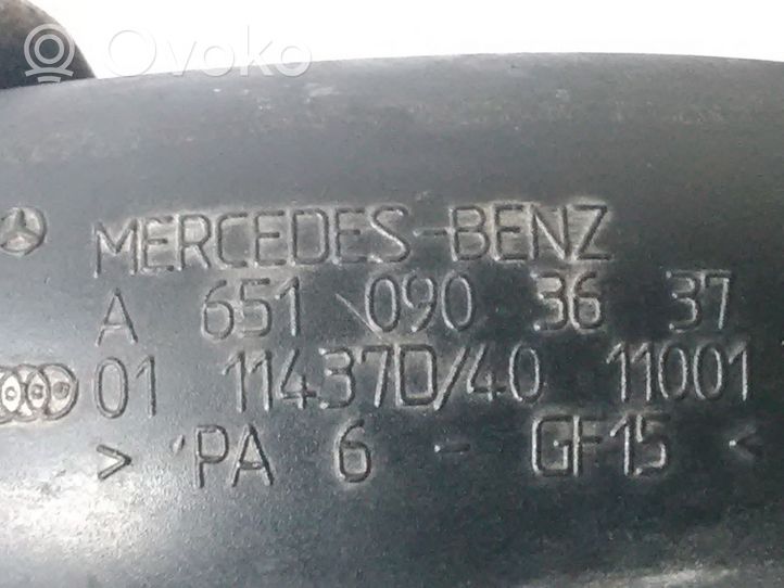 Mercedes-Benz C W204 Turboahtimen ilmanoton letku A6510903637