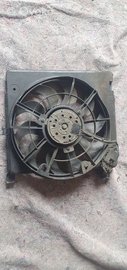 Opel Zafira B Ventilatore di raffreddamento elettrico del radiatore 0130307057