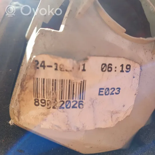 Toyota Avensis T220 Takaluukun takavalot 89022026