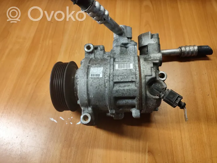 Audi A5 8T 8F Ilmastointilaitteen kompressorin pumppu (A/C) 8K0260805L