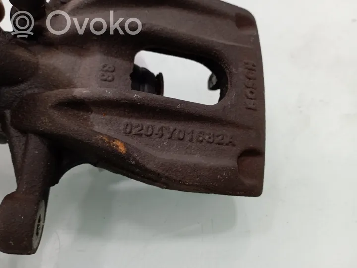 Ford Mondeo Mk III Caliper del freno trasero 0204Y01681A