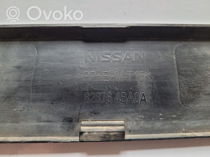 Nissan Rogue Listwa drzwi tylnych 828764BA0A