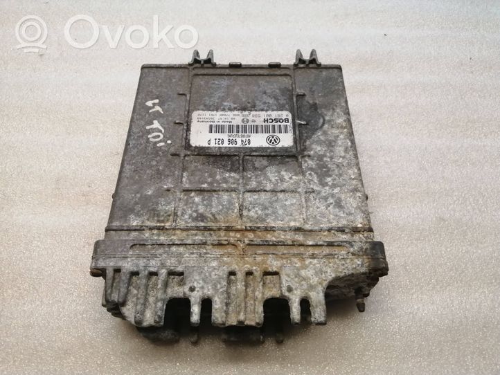 Volkswagen II LT Calculateur moteur ECU 074906021P