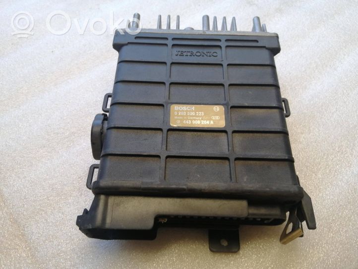 Audi 80 90 B3 Calculateur moteur ECU 443906264A