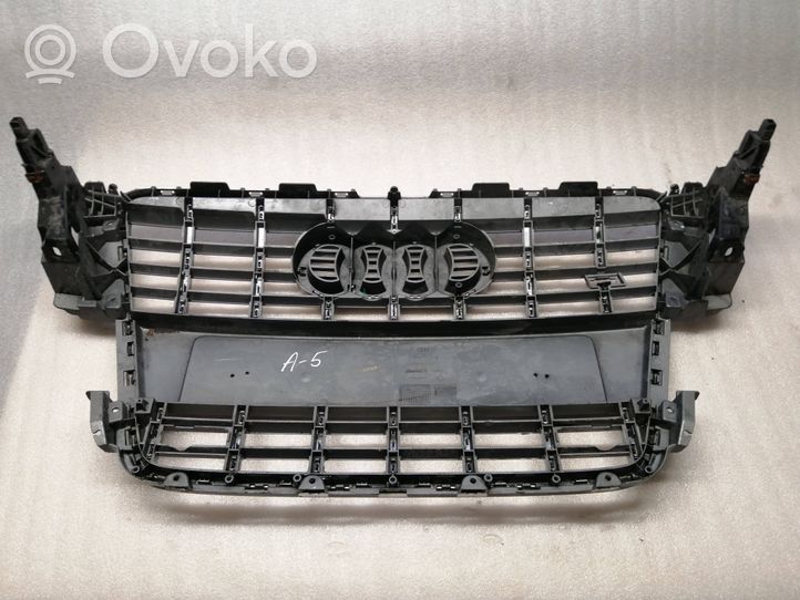 Audi S5 Atrapa chłodnicy / Grill 8T0853651C