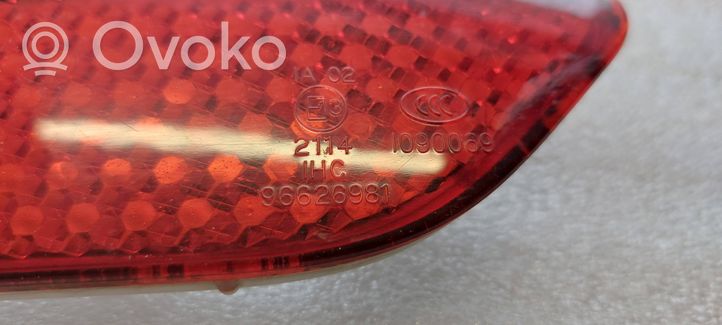 Chevrolet Captiva Rear tail light reflector 96626981