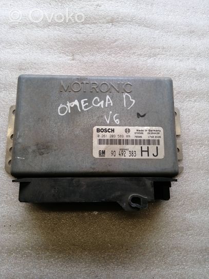 Opel Omega B1 Sterownik / Moduł ECU 90492383